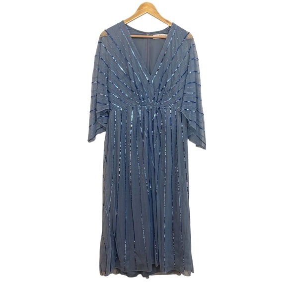 MAC DUGGAL Beaded Striping Kimono Sleeve V Neck Dress - Picture 4 of 14